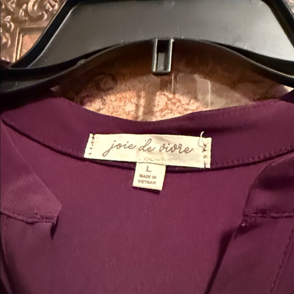 NWT joie de vivre Plum Button-Up Blouse. Large. Button roll sleeves. Soft. - Picture 5 of 10